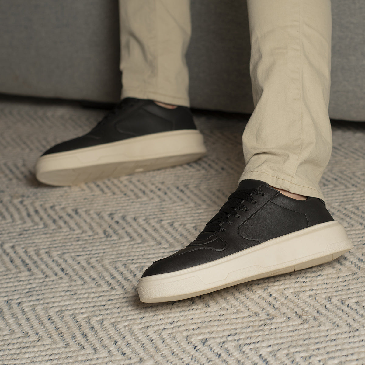 NeoLite Casual Trainers